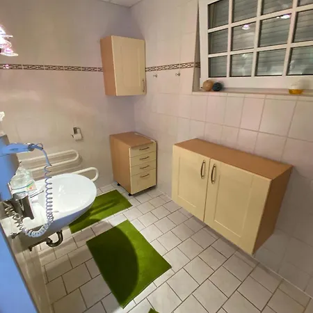 Auf Feiningers Spuren Durch Moenchgut Kleines 3 Appartement